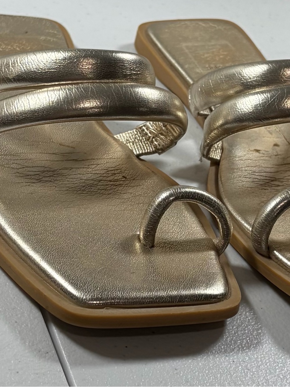 Dolce Vita Metallic Gold Double-Loop Square-Toe Slide Sandals (7) - Picture 2 of 8